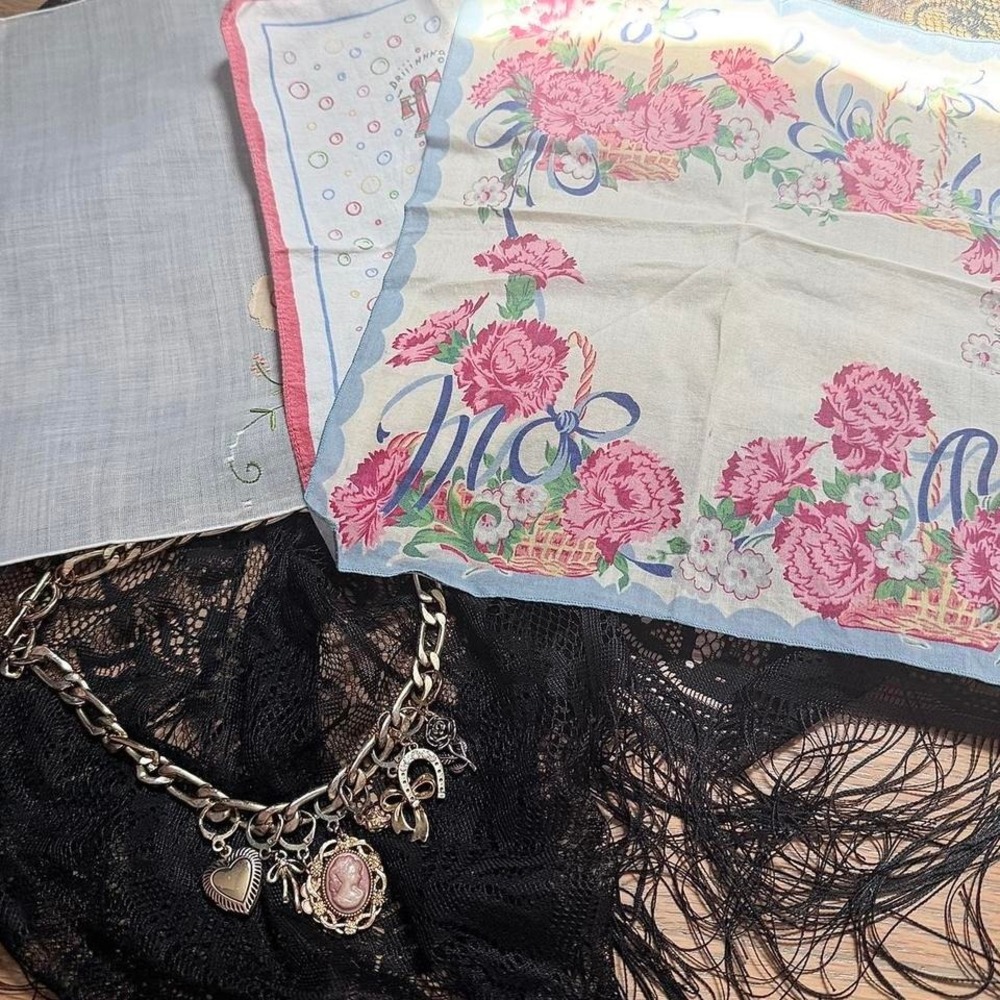 Vintage handkerchief scarf bundle
